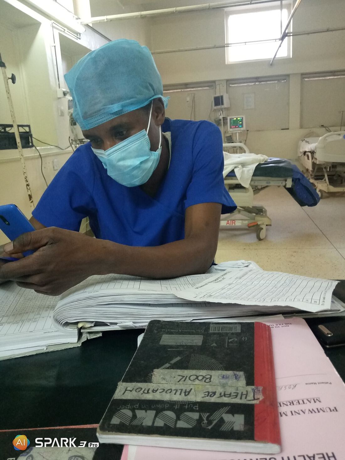 Surgeon at work at a Nairobi maternity hospital